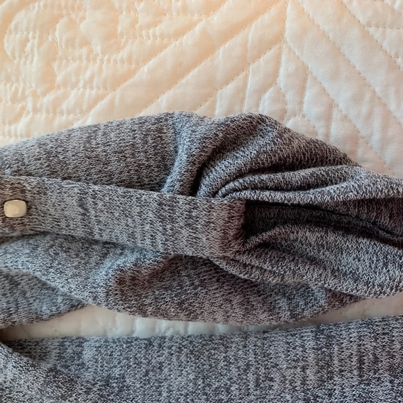 Le Chateau Top - Picture 2 of 5